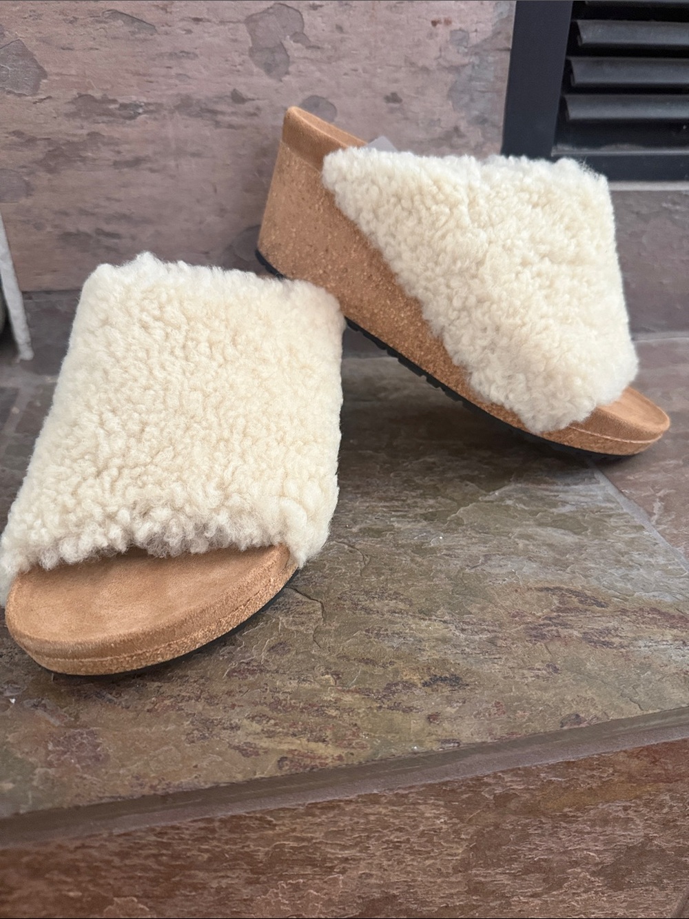 Papillon/birkenstock Cozy Cream Shearling Wedge Slide - NWB